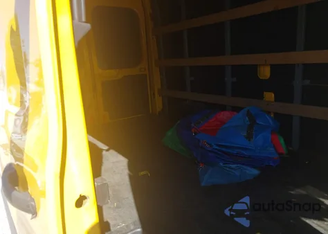 2017 Ford Transit-250 из США, поврежденный, VIN 1FTYR2XM4HKA77872